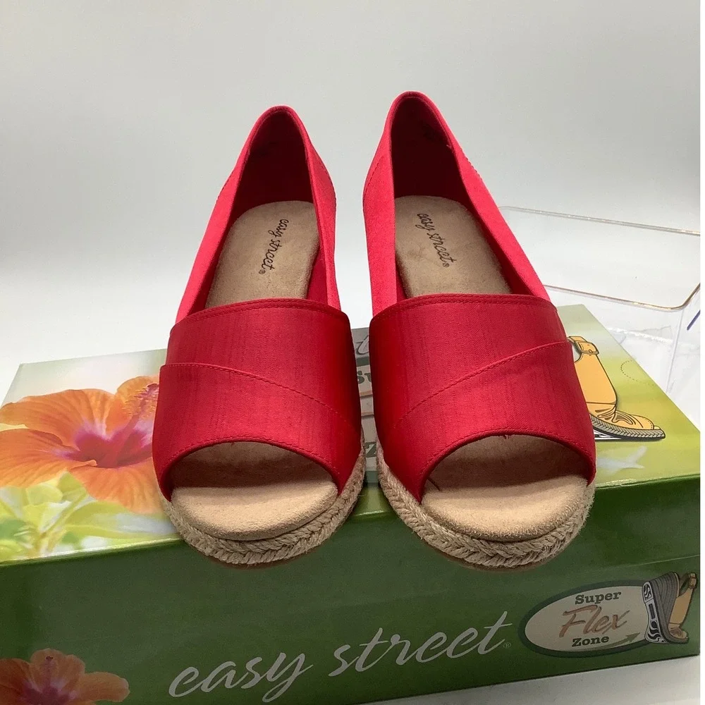 Easy Street Red Fabric Peep Toe‎ Espadrille Wedge Sandals Womens 8.5W 8 1/2 W